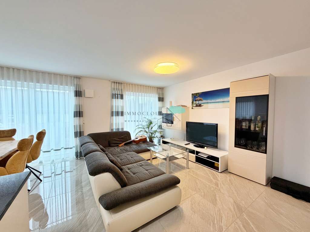 Immobilie in Egenhausen - Helle, neuwertige 3 Zimmerwohnung, barrierefreies Wohnen in Egenhausen - Bild 1