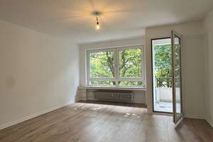 3 Zimmer Wohnung in begehrter Lage mit Balkon – Hünefeldstraße 97, 42285 Barmen, Wuppertal – Vorschaubild 1