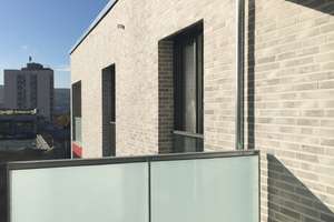 Elegante und hochwertige, von Architektin ausgestattete 2 Zi Wohnung mit Balkon und Weitblick – Die vollständige Adresse der Immobilie erhältst du vom Anbieter., 70191 Am Pragfriedhof, Stuttgart – Vorschaubild 2