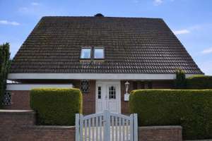 Hochwertiges Architektenhaus auf schönem Grundstück in ruhiger Lage in Brokstedt – Die vollständige Adresse der Immobilie erhältst du vom Anbieter., 24616 Brokstedt – Vorschaubild 2