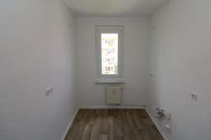 Top die Dusche gilt…moderne 2-RW mit Dusche!!! – Karl-Günzel-Straße 27, 9599 Freiberg – Vorschaubild 5