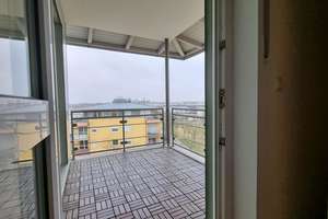 Möblierte Maisonette-Wohnung über den Dächern von Ingolstadt, (nähe Klinikum, Westpark) – Cusanusstraße 2, 85049 Friedrichshofen-Hollerstauden, Ingolstadt – Vorschaubild 11