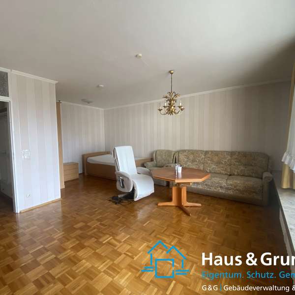 *** Wertanlage statt Wertverlust - attraktive 2-Zimmer-Wohnung - 2 Loggien - Außenstellplatz ***