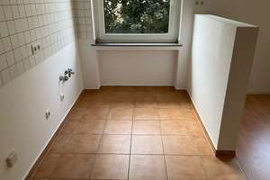 In zentraler Wohnlage von Essen Frohnhausen. – Rüdesheimer Straße 5, 45145 Frohnhausen, Essen – Vorschaubild 3