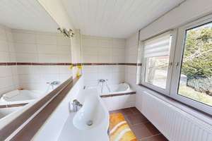 Ohne Käuferprovision! Familienidylle mit großem Garten – Einfamilienhaus mit Wintergarten & Garage – Die vollständige Adresse der Immobilie erhältst du vom Anbieter., 6386 Hinsdorf – Vorschaubild 6