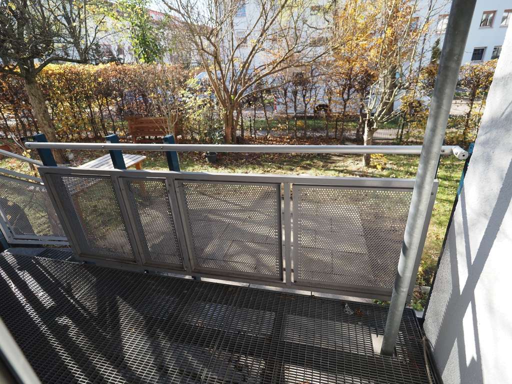 Immobilie in Poing - Traumhafte Gartenwohnung mit ausgebauten Souterrain in Parknähe  - Bild 2