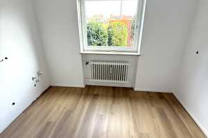 *RENOVIERT* Charmantes RMH in schönster Lage von Martinsried für langfristiges Wohnen – München (Kreis) – Vorschaubild 4
