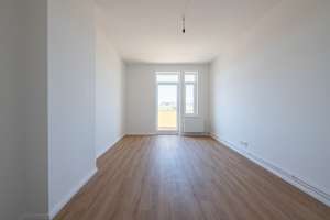 Lichterfülltes Domizil am Mierendorffplatz mit großem West-Balkon I bezugsfrei I saniert – Mierendorffplatz 18, 10589 Charlottenburg, Berlin – Vorschaubild 1