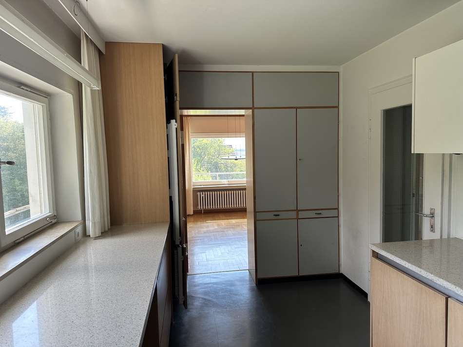 Kuche EG Blick auf Einbauschra