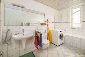 Bremen – Barkhof | 5-Parteien-Haus mit Garage und Innenhof in begehrter Lage – Die vollständige Adresse der Immobilie erhältst du vom Anbieter., 28209 Barkhof, Bremen – Vorschaubild 14