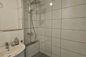 Kernsanierte 3-Zimmer-DG-Wohnung mit neuer Einbauküche an den Barmer Anlagen – Die vollständige Adresse der Immobilie erhältst du vom Anbieter., 42289 Heckinghausen, Wuppertal – Vorschaubild 6