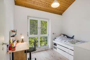 Großzügiges Reihenmittelhaus im vornehmen Herzogpark – Die vollständige Adresse der Immobilie erhältst du vom Anbieter., 81925 Herzogpark, München – Vorschaubild 7