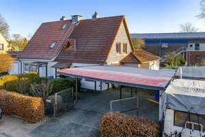 Doppelhaushälfte mit Potenzial - Ideal für Handwerker und Selbermacher in Wahlstedt – Die vollständige Adresse der Immobilie erhältst du vom Anbieter., 23812 Wahlstedt – Vorschaubild 2