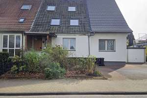 Attraktives Zweifamilienhaus mit 9 Zimmern und großem Grundstück in Bo-Weitmar-Mitte – Die vollständige Adresse der Immobilie erhältst du vom Anbieter., 44795 Weitmar-Mitte, Bochum – Vorschaubild 3