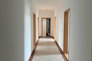 NEU: Mietpreissenkung bei 5-Raum mit Fahrstuhl bis in den Wohnbereich! – Augustusburger Strasse 187, 9127 Chemnitz – Vorschaubild 13