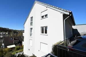Wohn-Glück mit Panorama-Blick – Die vollständige Adresse der Immobilie erhältst du vom Anbieter., 57074 Siegen, Siegen – Vorschaubild 21