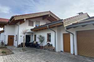 Großzügiges Einfamilienhaus mit außergewöhnlicher Architektur Nähe Chiemsee – Traunstein (Kreis) – Vorschaubild 1