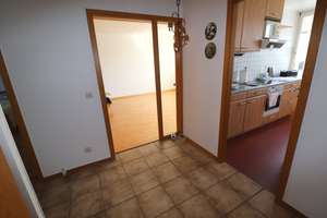 Gräfrath! Helle 3-Zimmer-Wohnung mit Balkon nahe des Ortskern – Die vollständige Adresse der Immobilie erhältst du vom Anbieter., 42653 Gräfrath, Solingen – Vorschaubild 7