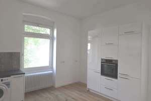 luxuriöse Wohnung im wunderschönem Kulturdenkmal mit Einbauküche auch als WG möglich – Haid-und-Neu-Straße 1, 76131 Oststadt, Karlsruhe – Vorschaubild 7