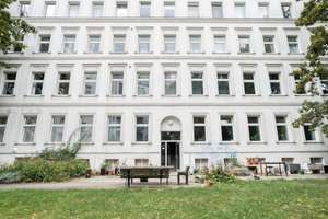 Tolle 5-7 Zimmer Wohnung mit eigenem Garten und großer Terrasse. Perfekter Familiengrundriss – Die vollständige Adresse der Immobilie erhältst du vom Anbieter., 10997 Kreuzberg, Berlin – Vorschaubild 7