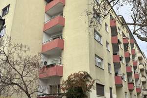 Charmante 2-Zimmer-Wohnung mit Balkon in Charlottenburg *vermietet*