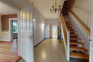 Bezauberndes
Einfamilienhaus mit
Altbaucharme und großem
Grundstück samt Terrasse – Die vollständige Adresse der Immobilie erhältst du vom Anbieter., 25727 Krumstedt – Vorschaubild 6