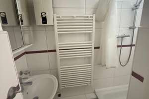 Lebendiges Viertel: 1,5-Zimmer-Wohnung in Düsseldorf-Friedrichstadt – Die vollständige Adresse der Immobilie erhältst du vom Anbieter., 40215 Friedrichstadt, Düsseldorf – Vorschaubild 2