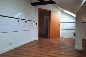 **Modernisierte und ausgefallene DG-Wohnung in Borbeck** – Schloßstr. 74, 45355 Borbeck-Mitte, Essen – Vorschaubild 14