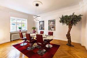Repräsentative Altbauvilla in Oberkasseler Toplage – großzügig und vielseitig nutzbar – Die vollständige Adresse der Immobilie erhältst du vom Anbieter., 40545 Oberkassel, Düsseldorf – Vorschaubild 8