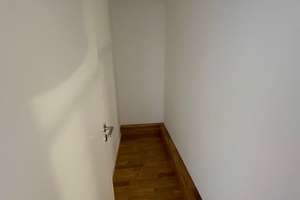 Schönes Reihenhaus in Wiesbaden-Erbenheim – Die vollständige Adresse der Immobilie erhältst du vom Anbieter., 65205 Erbenheim, Wiesbaden – Vorschaubild 16