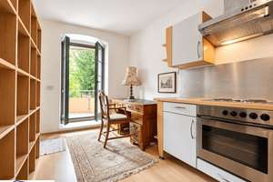 Wohnung mit Balkon, Einbauküche und Stellplatz in Görlitzer Innenstadt – 2828 Innenstadt, Görlitz – Vorschaubild 3