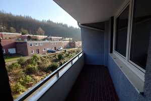 Helle 3-Zimmer-Wohnung mit Balkon in ruhiger Lage in Wuppertal – Laaken 83, 42287 Wuppertal – Vorschaubild 2