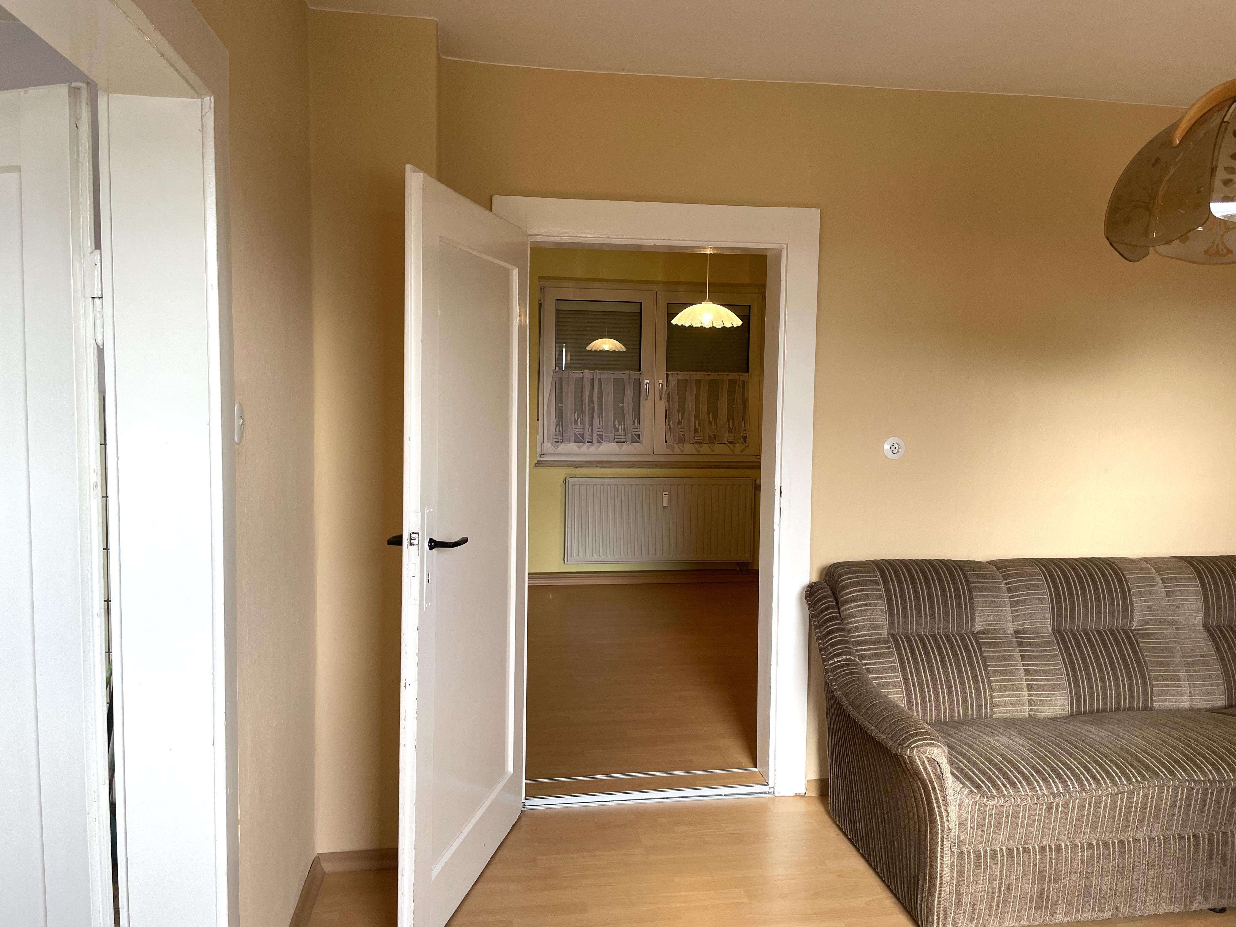 Immobilie in Feilitzsch - *6 Zimmer, 2 Küchen, große Garage* - Bild 3