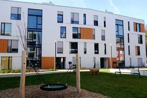 Repräsentativer Wohnbereich, offene Wohnküche mit EBK und  Sonnenterrasse. – An der Lingenmühle 6, 41061 Gladbach, Mönchengladbach – Vorschaubild 27