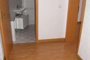 Traumhafte 3 Raum-DG-Mais.-Wohnung mit EBK; 2 Bäder, in unmittelbarer Uni-Nähe!!! – Fabriciusstr. 7, 9126 Bernsdorf, Chemnitz – Vorschaubild 4