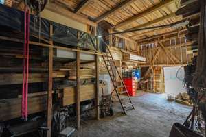 Property thumbnail 11