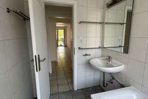 *** renovierte 3 Zimmer-Wohnung im EG mit Garage und großem Garten - gute BAB Anbindung *** – Asdonkstraße 40, 41066 Bettrath-Hoven, Mönchengladbach – Vorschaubild 8