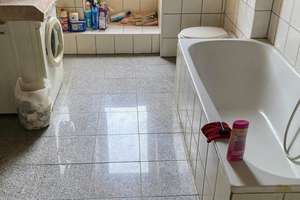 Dreifamilienhaus mit solider Rendite in zentraler Lage von Pirmasens – Die vollständige Adresse der Immobilie erhältst du vom Anbieter., 66953 Pirmasens, Pirmasens – Vorschaubild 5