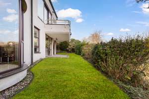 Wohnen wie im eigenen Haus: 4-Zimmer-Oase mit Kamin, Terrasse & Garage – Die vollständige Adresse der Immobilie erhältst du vom Anbieter., 45239 Fischlaken, Essen – Vorschaubild 3
