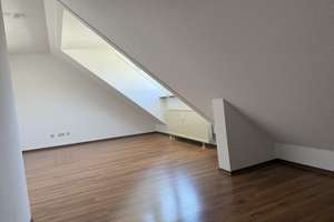 Moosach - Helle 5-Zimmer Maisonette-Whg.  – Bunzlauer Straße 42a, 80992 Moosach-Bahnhof, München – Vorschaubild 13
