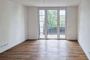 Modernes Townhouse auf 4 Ebenen mit Studio, Hobbyraum und TG-Stellplätzen *ab 01.02.26* – Hämmerlingstraße 132, 12555 Köpenick, Berlin – Vorschaubild 10