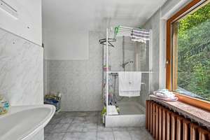 Großes Grundstück mit Einfamilienhaus am Rand von Jena – Die vollständige Adresse der Immobilie erhältst du vom Anbieter., 7743 Jena-West, Jena – Vorschaubild 8