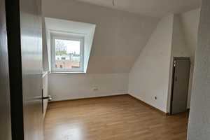 Zentral gelegene Wohnung im Dachgeschoss, ideal für WG – Bohmter Straße 14, 49074 Osnabrück – Vorschaubild 3