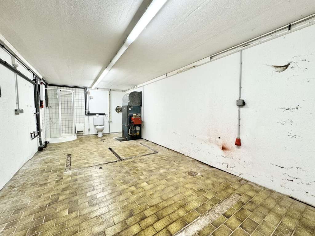 Immobilie in Rottenacker - Einfamilienhaus mit Ausbaupotenzial & Landwirtschaftsfläche! - Bild 4