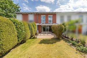 HH-Boberg: Ideal für eine Familie- MRH mit Garten und zwei KFZ-Stellplätzen in ruhiger Lage – Die vollständige Adresse der Immobilie erhältst du vom Anbieter., 21031 Lohbrügge, Hamburg – Vorschaubild 4