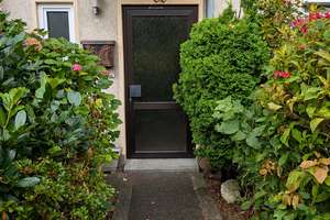 Einfamilienhaus mit großzügigem Garten und viel Gestaltungspotenzial – Karmelitenweg 38, 45307 Kray, Essen – Vorschaubild 4