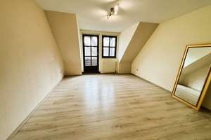 !!! schöne, zentrale 2-Zi. Wohnung mit Balkon !!! (WBS erforderlich)