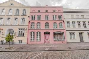 Denkmalgeschütztes Wohn- und Geschäftshaus mit Entwicklungspotenzial in Lübeck