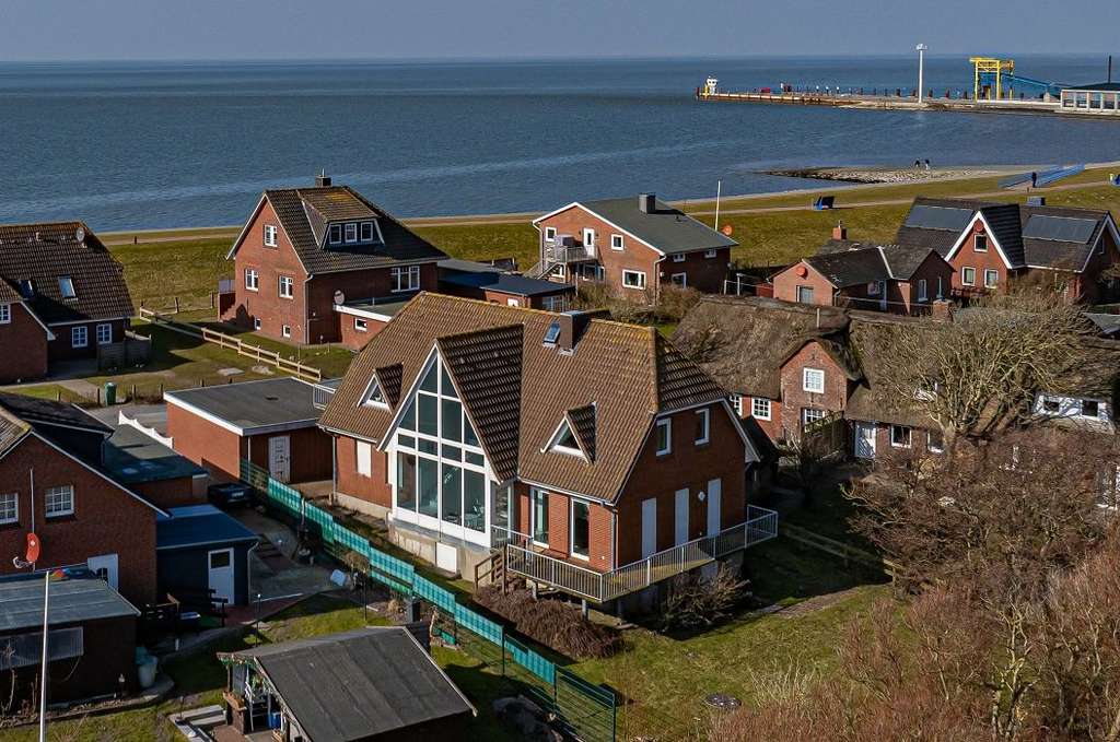 Immobilie in Dagebüll - Kapitalanlage in besonderer Deichlage – Großzügiges Einfamilienhaus mit Rückanmietung in Dagebüll - Bild 0