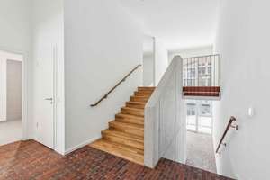 Exklusive 3-Zimmer-Wohnung mit hochwertiger Ausstattung und Wasserblick zum Fleet - Ohne Stellplatz